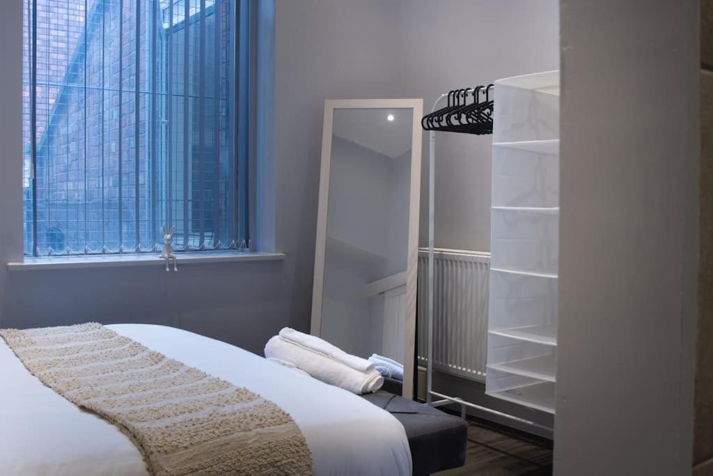 Spacious Apartment In City Centre - Free Parking Nottingham Buitenkant foto